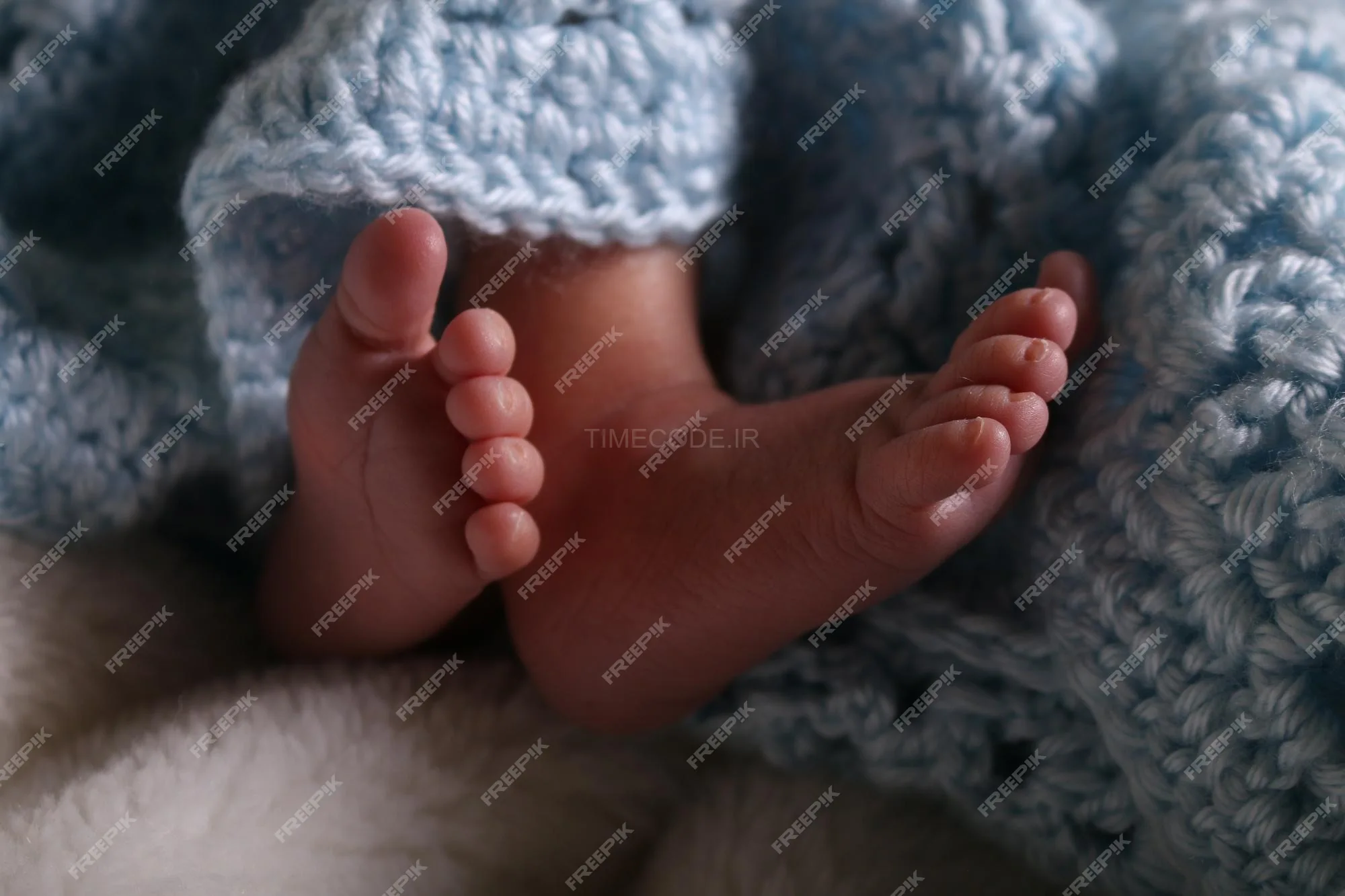 عکس پاهای نوزاد