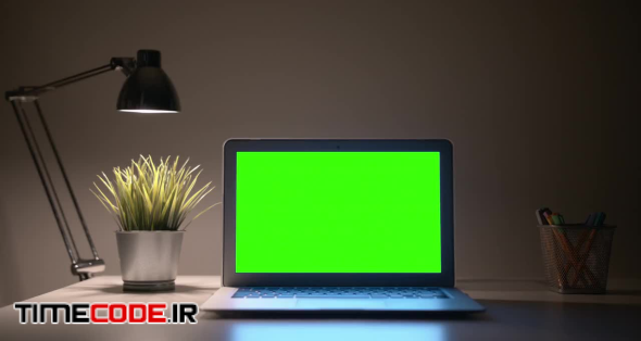 Laptop With Lamp