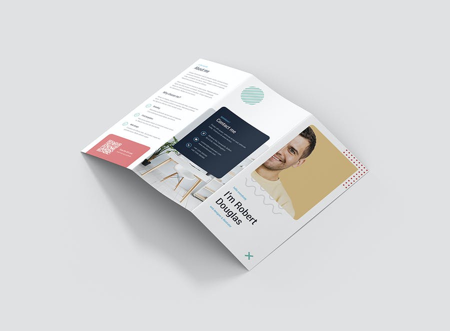 Brochure – Resume Tri-Fold